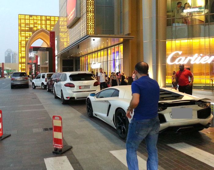Cars at Dubai Mall