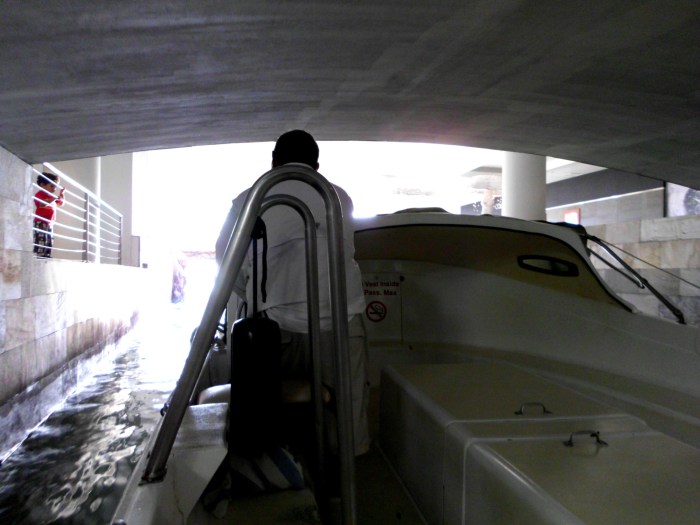 Renaissance hotel water taxi