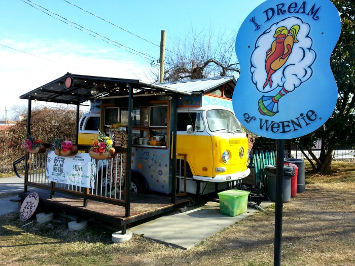 I Dream of Weenie in Nashville