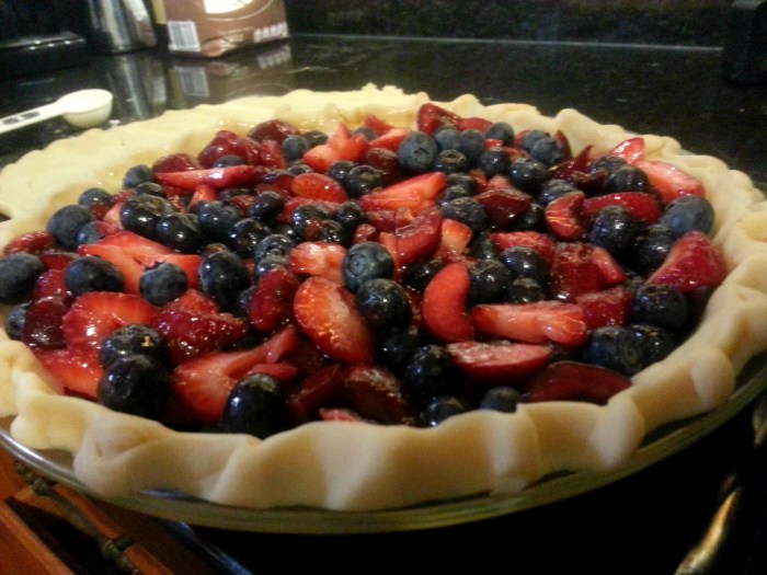 Filling bottom pie crust