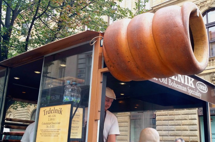 Trdelnik sign in Prague