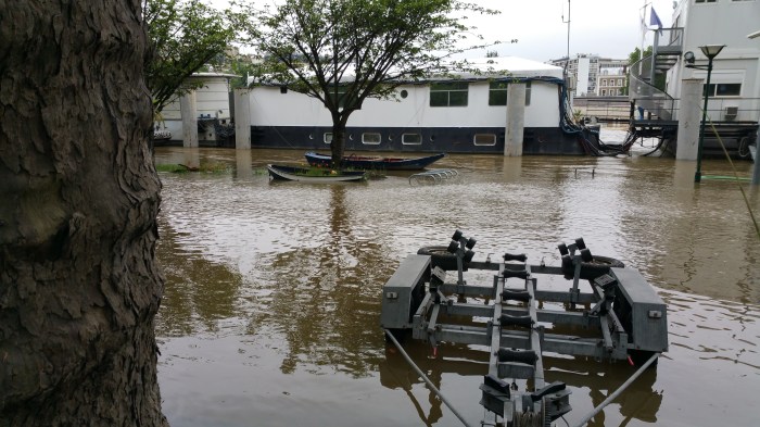 Seine River, Paris, flood, flooding, boat